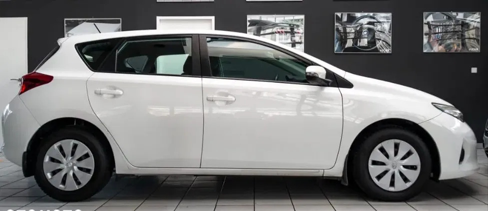 toyota auris wrocław Toyota Auris cena 37900 przebieg: 141500, rok produkcji 2014 z Wrocław